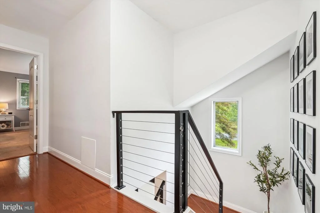 Photo of 15109 WATERGATE ROAD