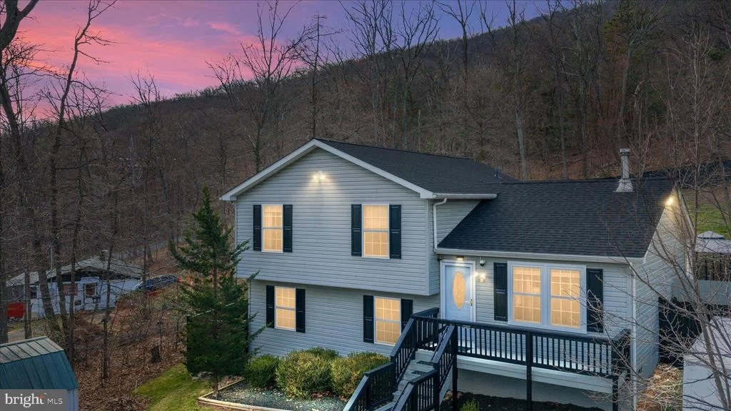 Photo of 109 HURON TRAIL