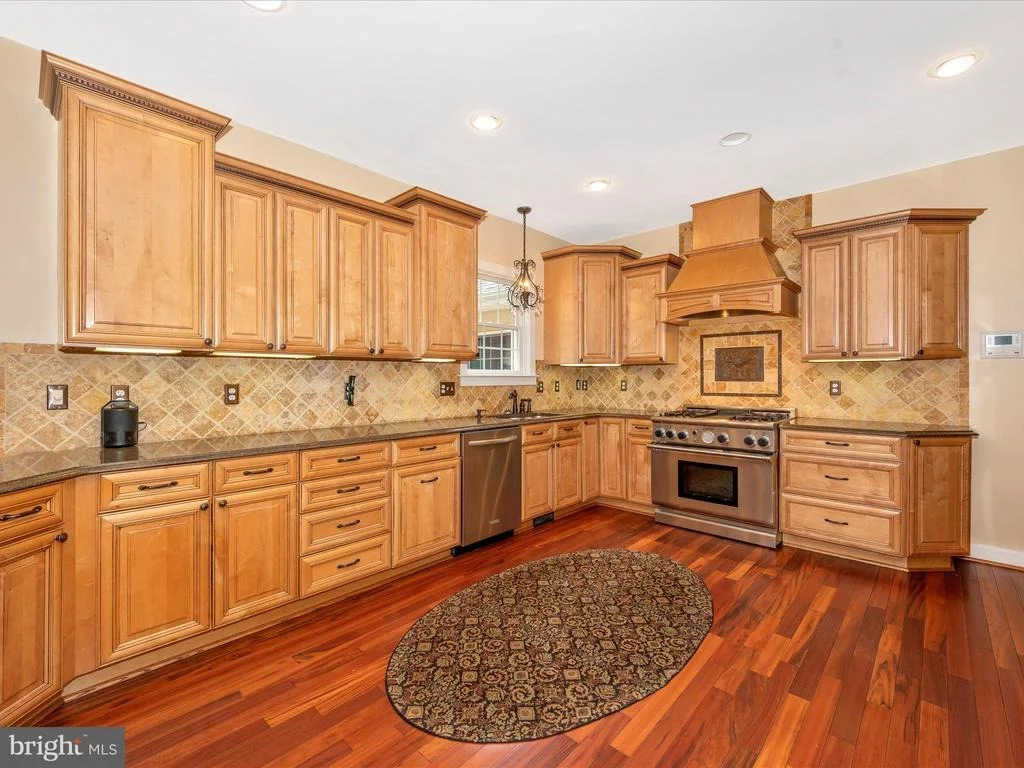 Photo of 6100 EDMONT DRIVE