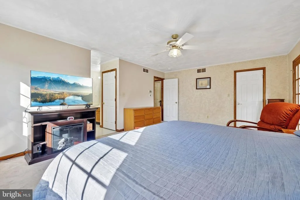 Photo of 1870 CEDAR ROAD