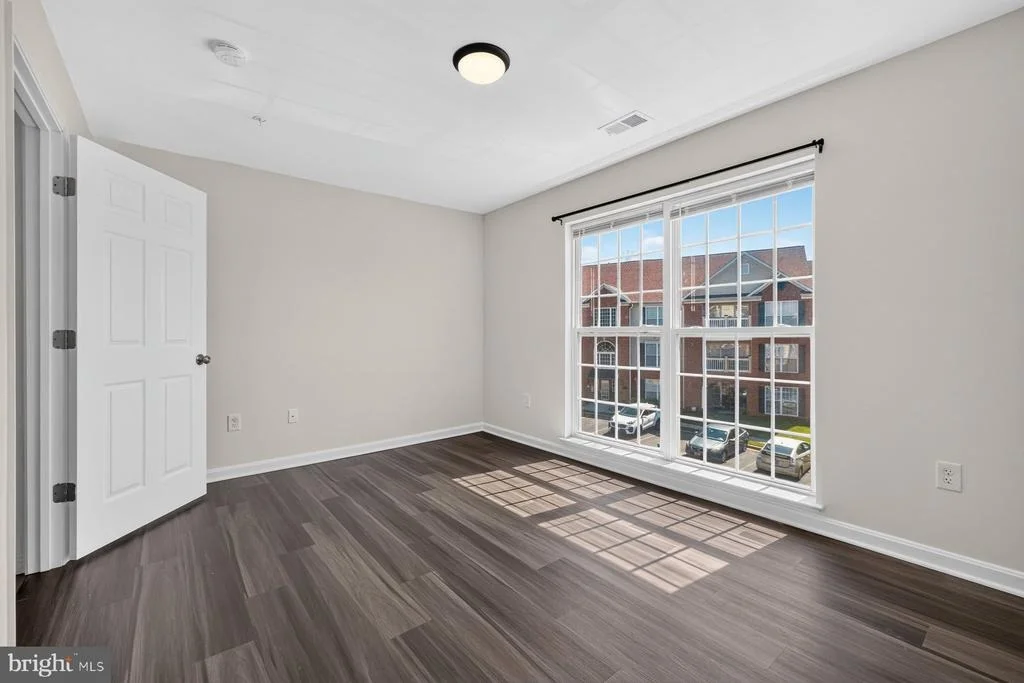 Photo of Unit 3D at 2501 COLERIDGE DRIVE