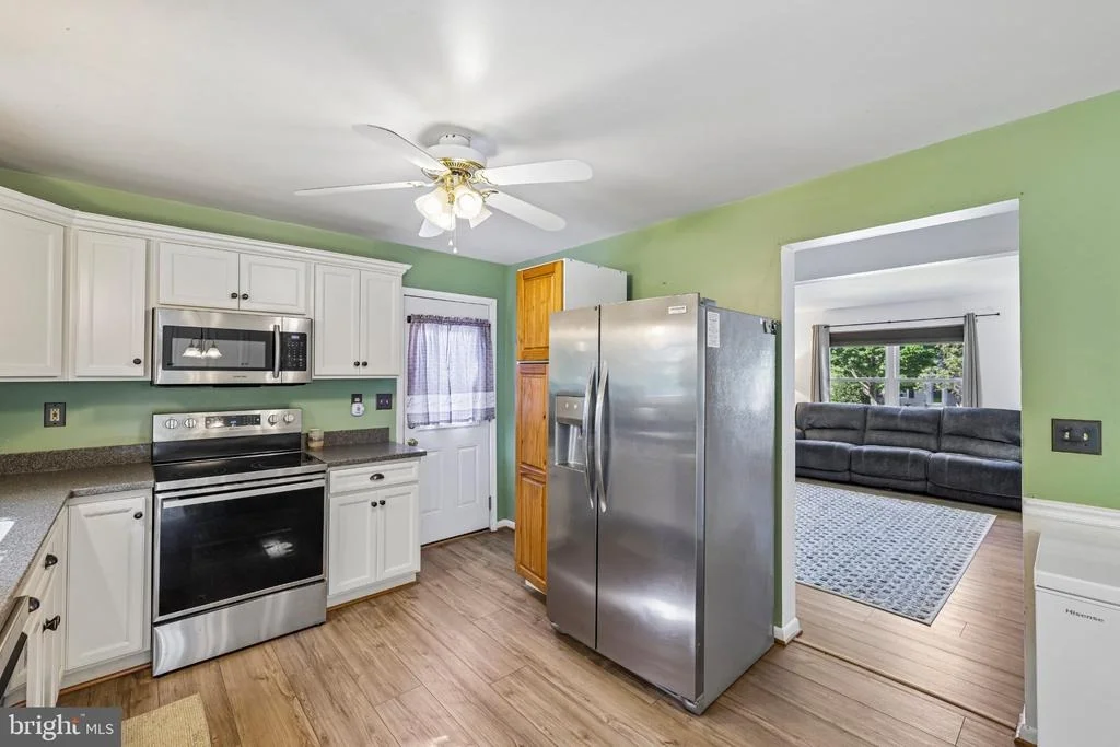 Photo of 413 BABYLON COURT