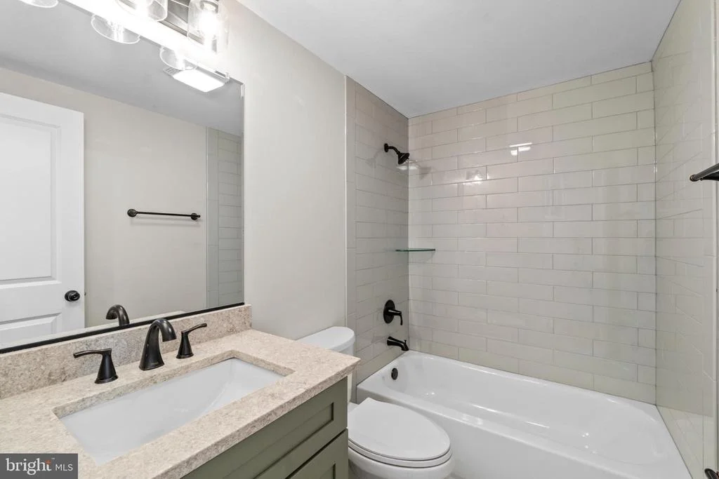 Photo of 6411 FULMER ROAD