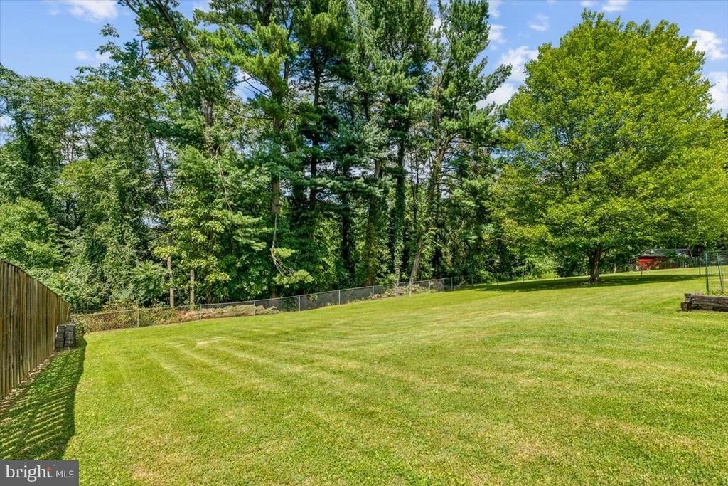 Photo of 6936 LINGANORE ROAD