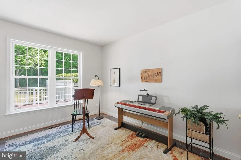 Photo of 925 CARSON ROAD
