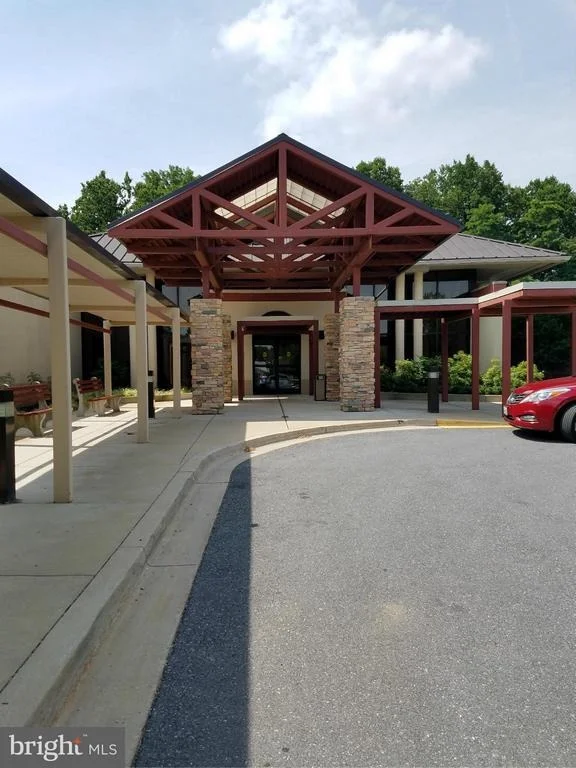 Photo of Unit 1621 at 15101 INTERLACHEN DRIVE