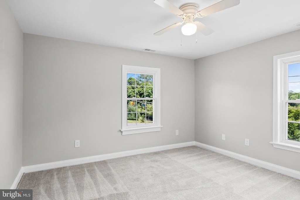 Photo of 402 BARNSBORO ROAD