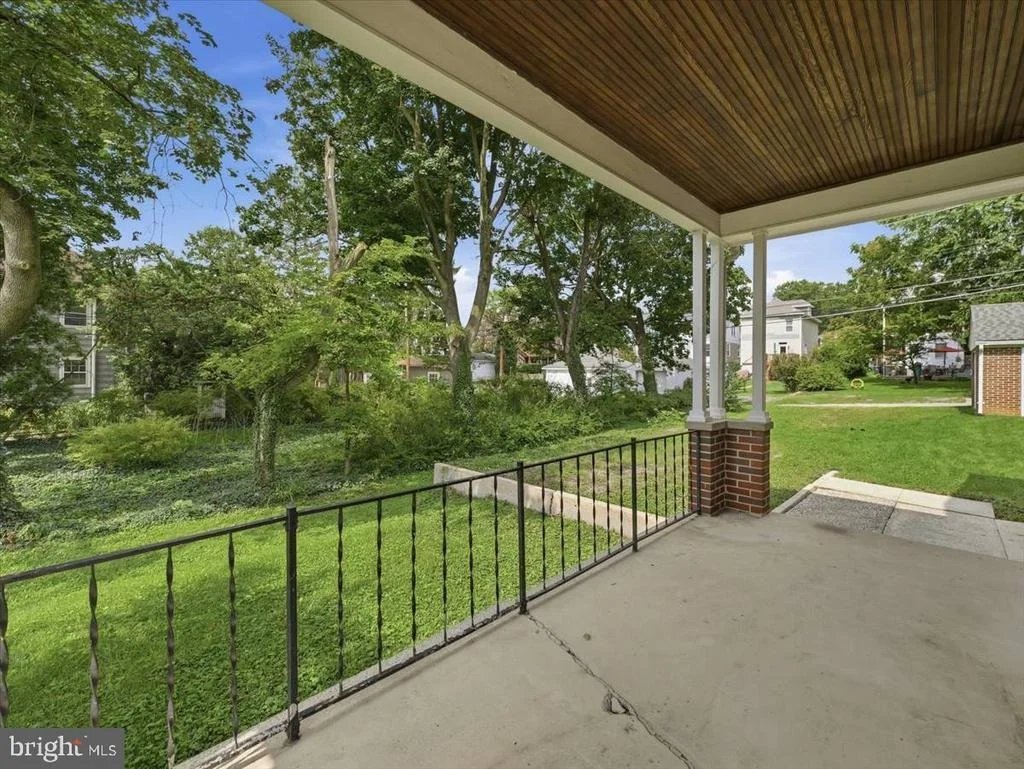 Photo of 939 VIEW STREET
