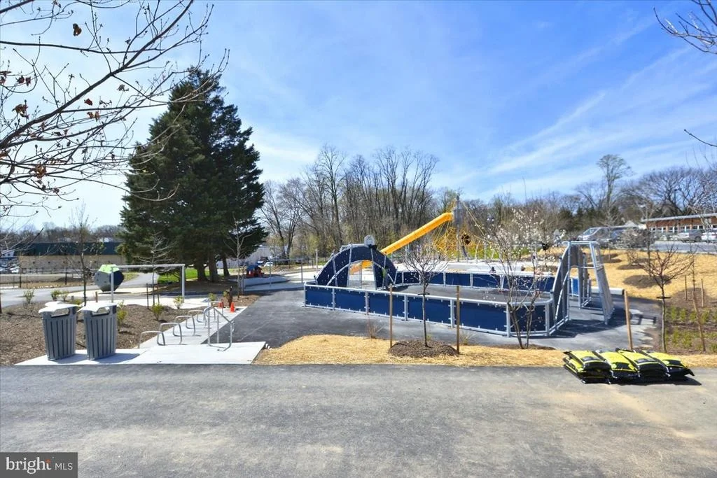 Photo of 1105 LAMBERTON DRIVE