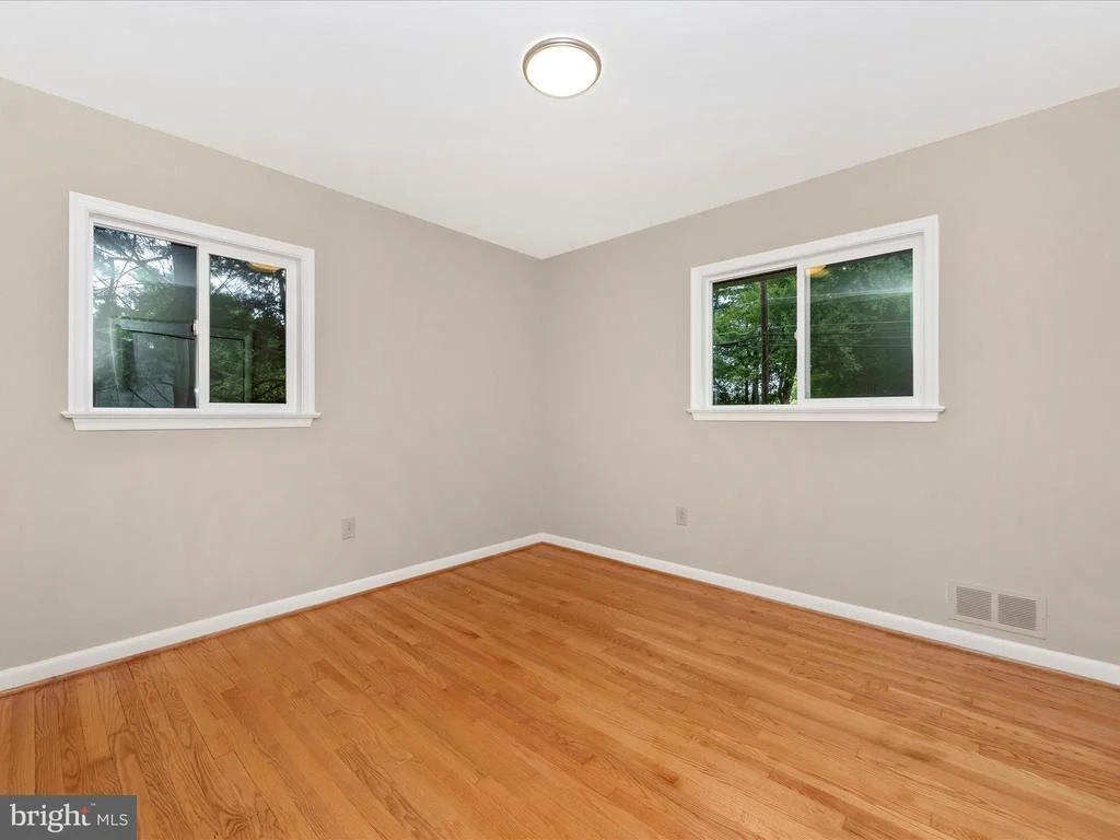 Photo of 19412 MUNCASTER ROAD