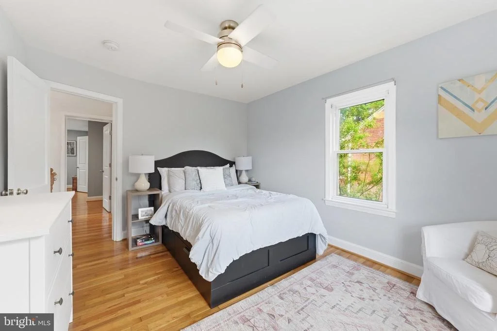 Photo of 1102 MEURILEE LANE