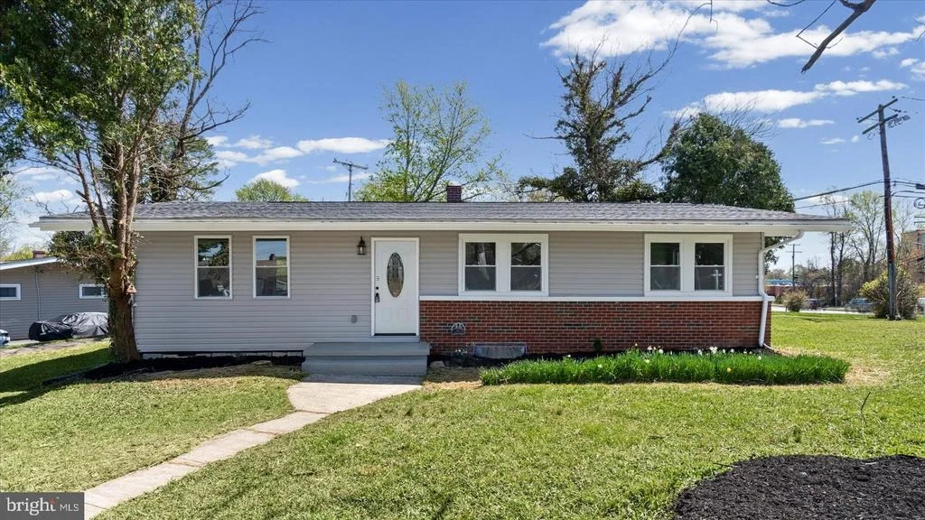 Photo of 3901 TIVERTON ROAD