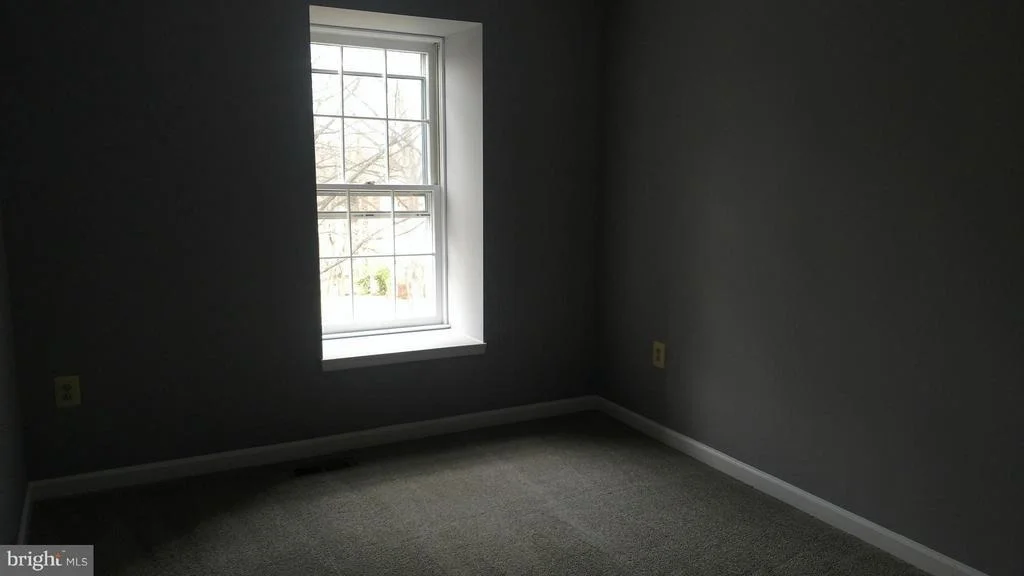 Photo of 1608 HUTCHINSON LANE