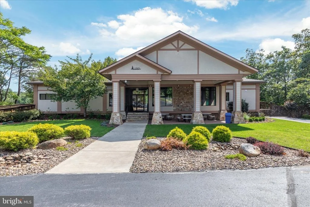 Photo of 203 NORTHWOOD CIRCLE