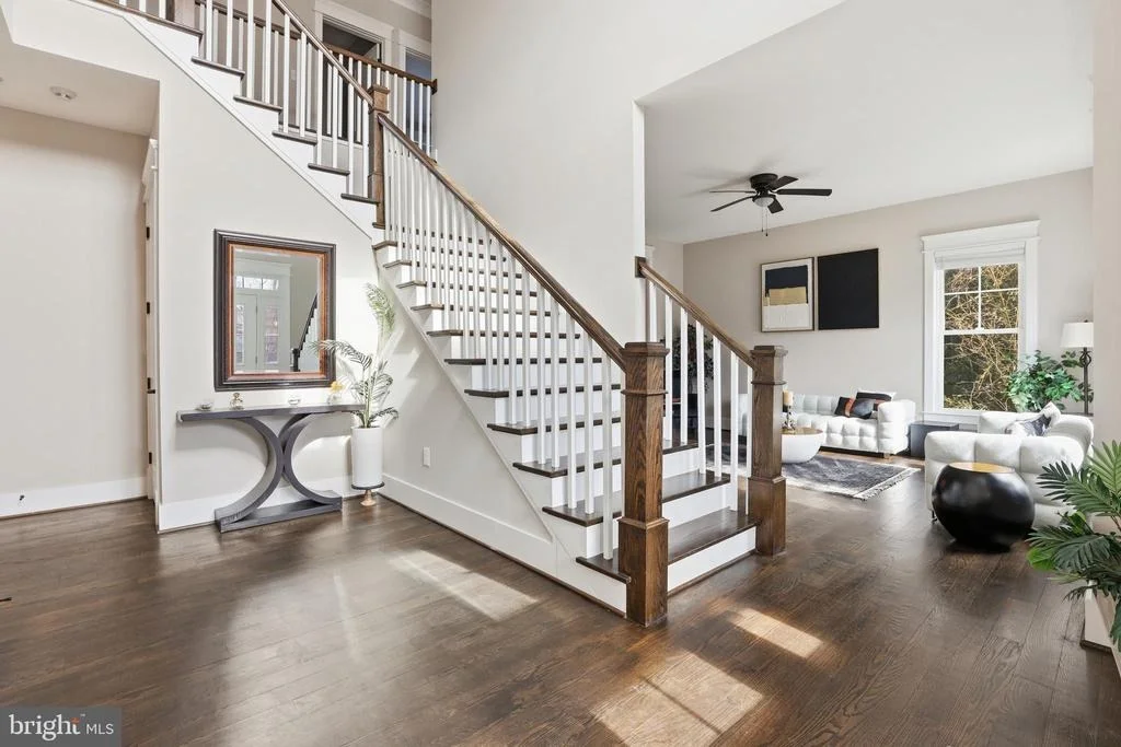 Photo of 10602 OAK PLACE