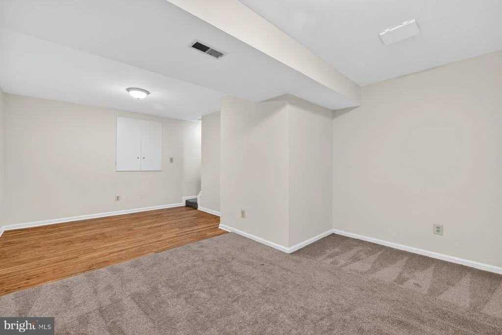 Photo of 302 SPRING GATE COURT