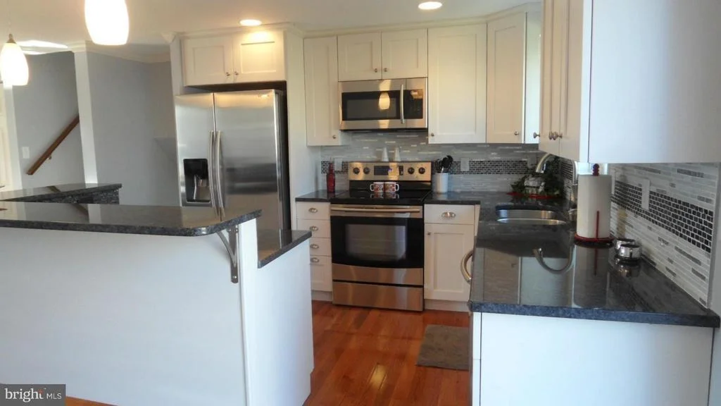 Photo of 1816 ROCKY GLEN DRIVE