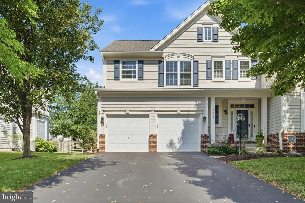Photo of 9242 RAINBOW FALLS DRIVE