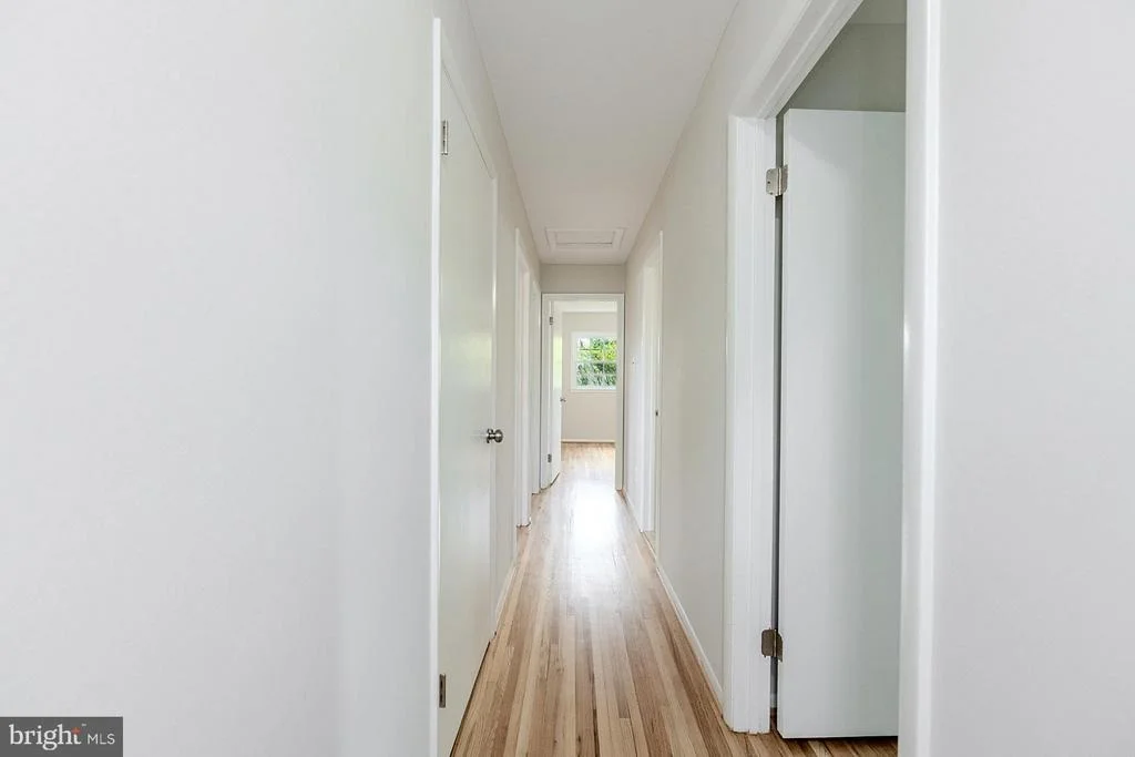 Photo of 6526 GREENVIEW LANE