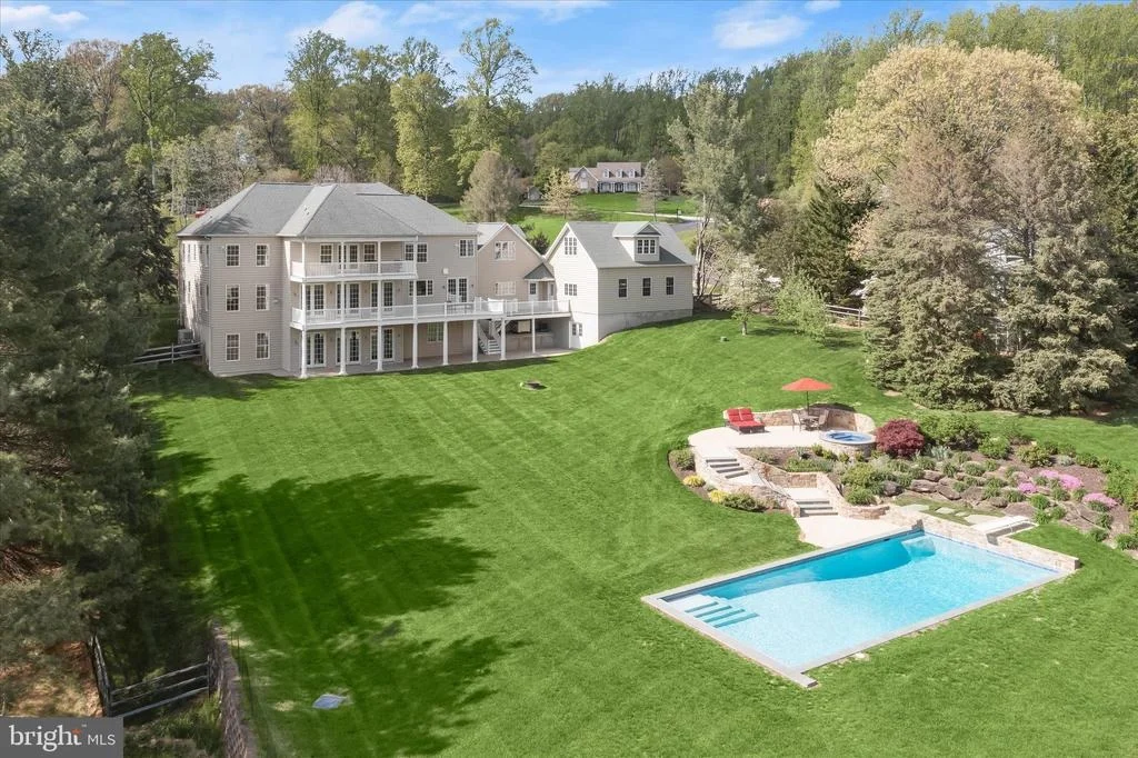Photo of 2606 BRIGADOON ROAD