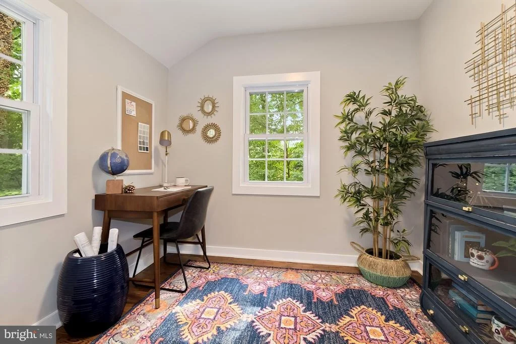 Photo of 8713 READING ROAD