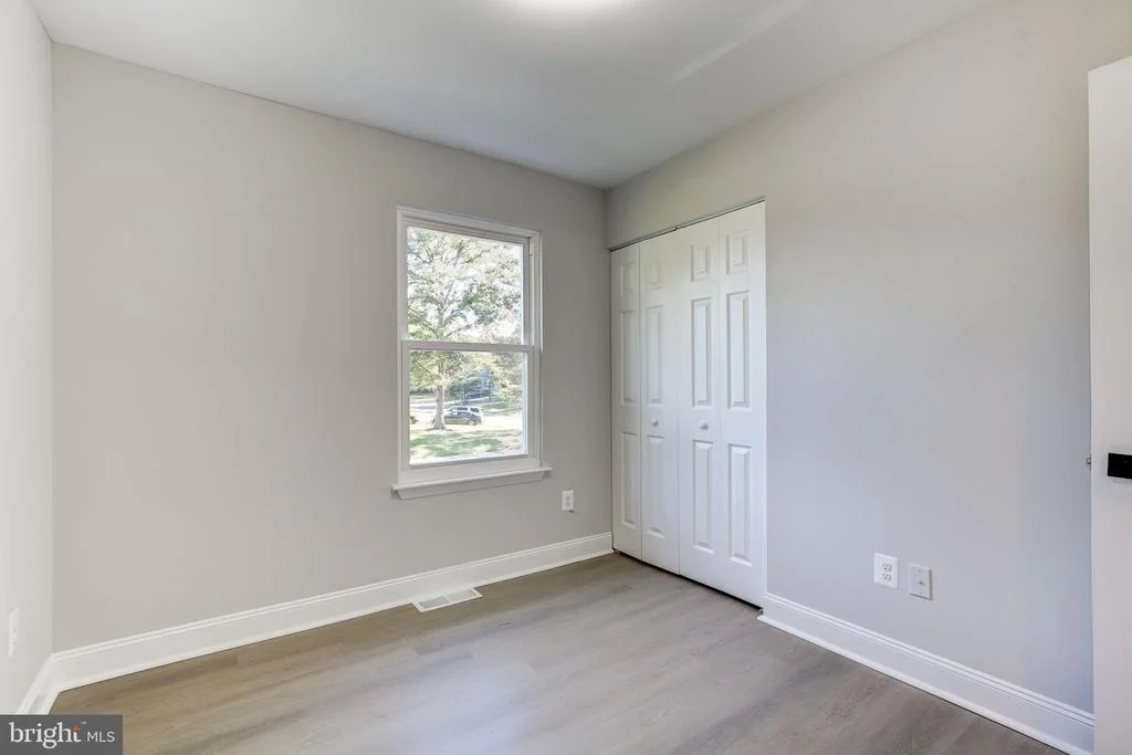 Photo of 2624 OAKLEY DRIVE