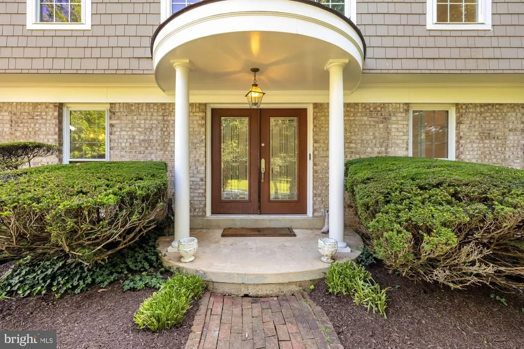 Photo of 8705 BELLS MILL ROAD