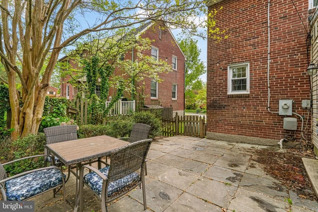 Photo of 636 OVERBROOK ROAD