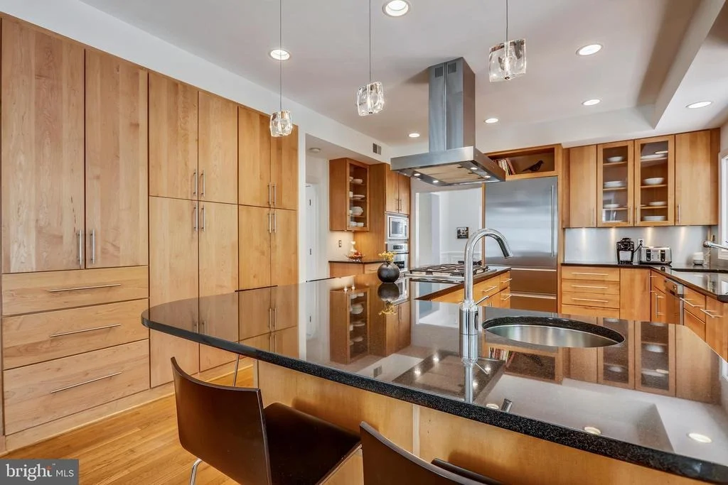 Photo of 17703 GLOBE THEATRE DRIVE