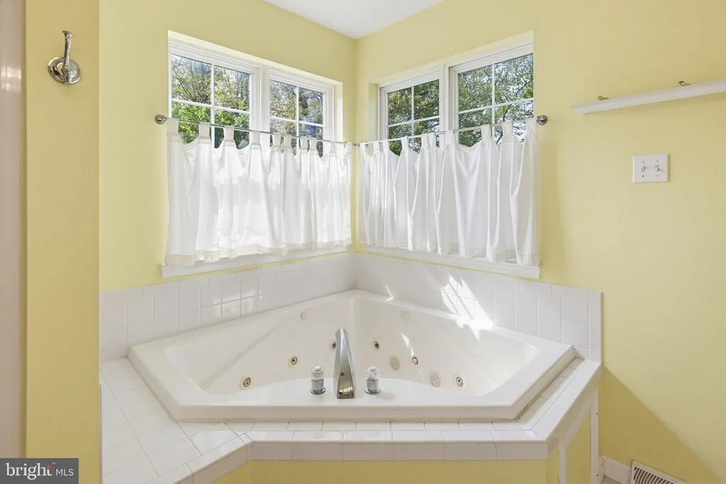 Photo of 1804 HARROWSMITH COURT