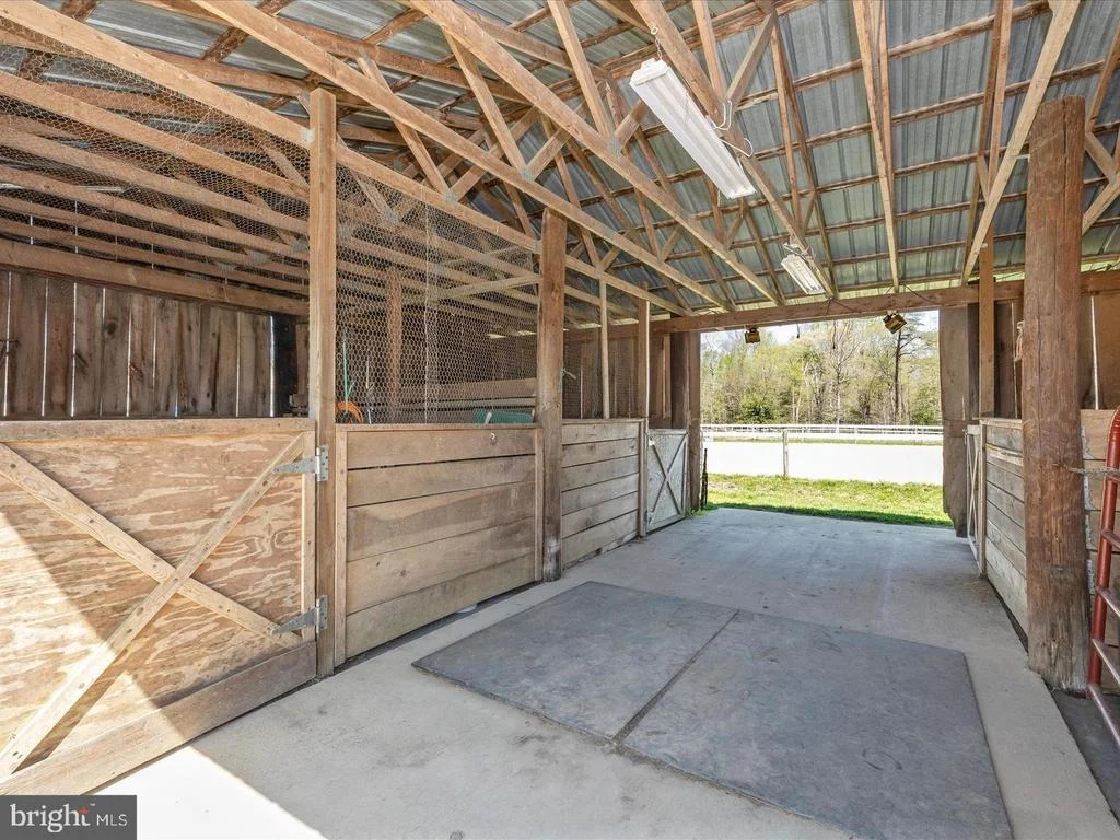 Photo of 15104 GARDNER ROAD
