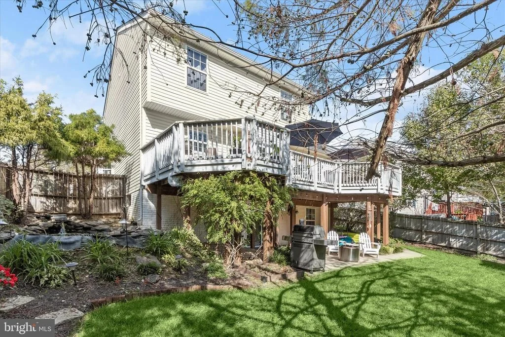 Photo of 239 BISHOPS GLEN DRIVE
