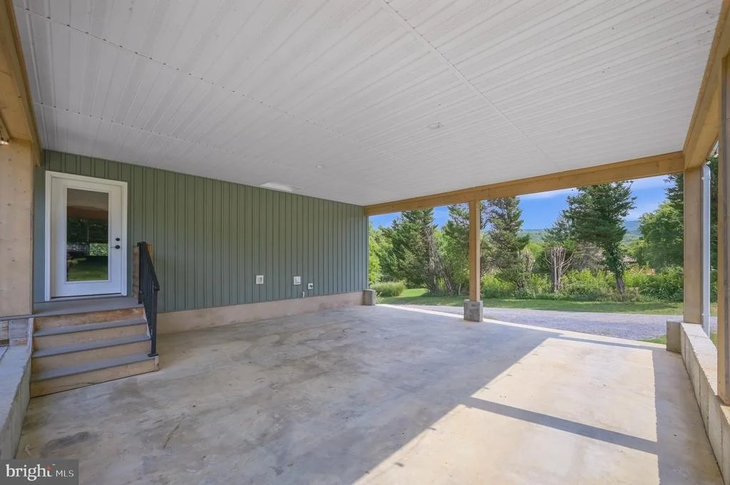 Photo of 295 KING LEAR DRIVE