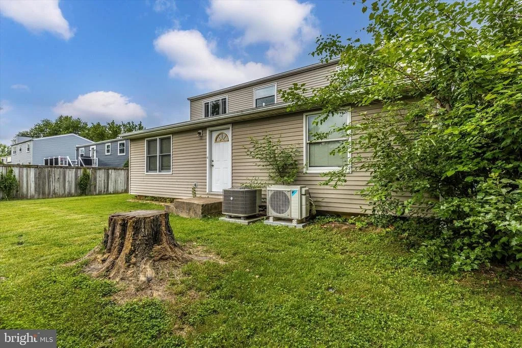 Photo of 1810 ROCKY GLEN DRIVE