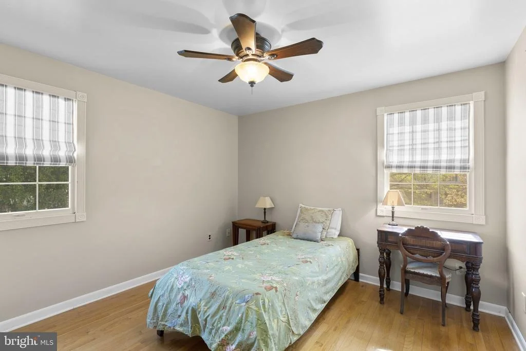 Photo of 5008 LAKE CIRCLE W
