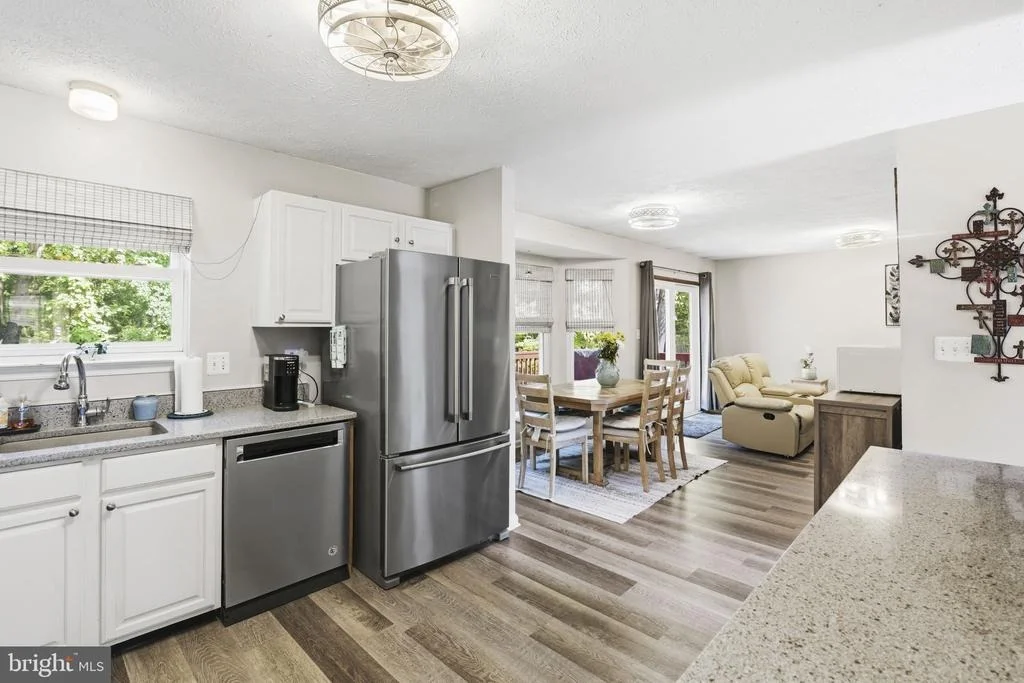 Photo of 736 LUCKY AVENUE