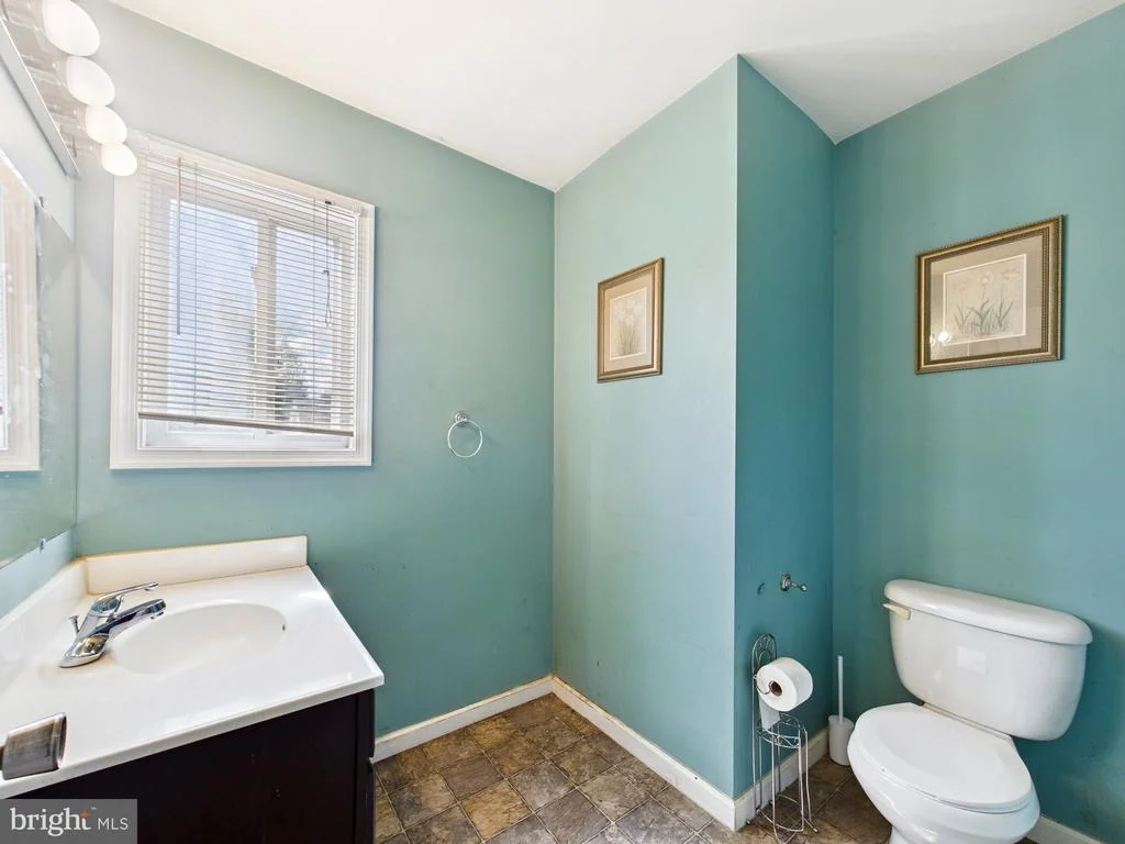 Photo of 1176 W 6TH STREET