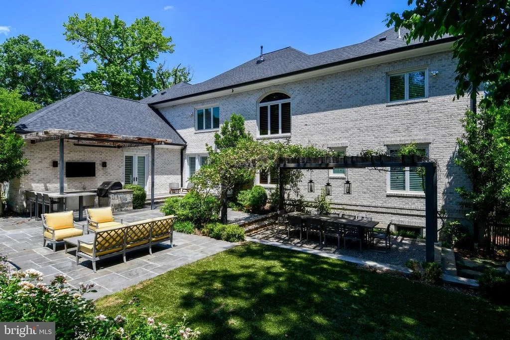 Photo of 7808 SOUTHDOWN ROAD