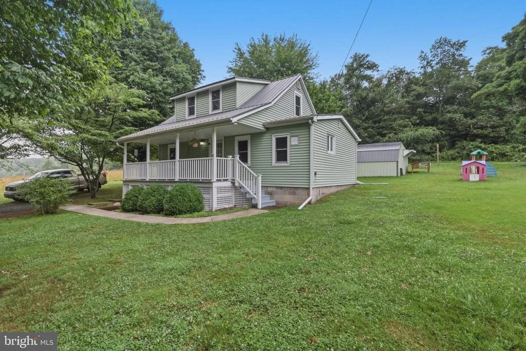 Photo of 5451 BLACK BEAR ROAD