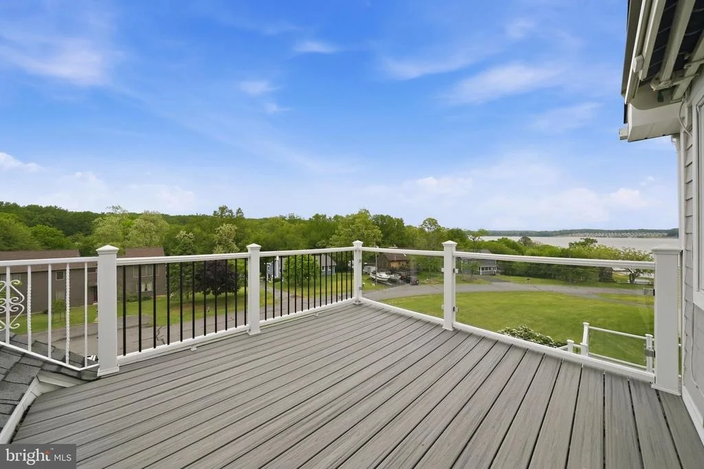 Photo of 160 CLIFFVIEW DRIVE