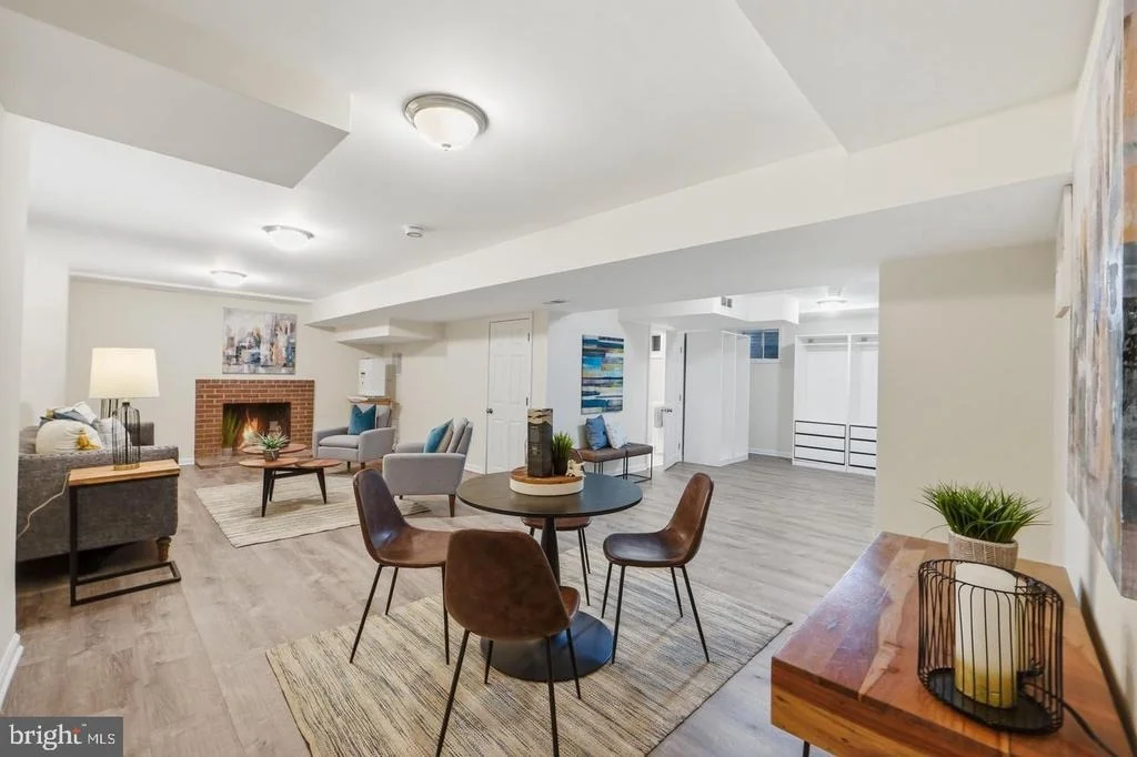 Photo of 5910 OVERLEA ROAD