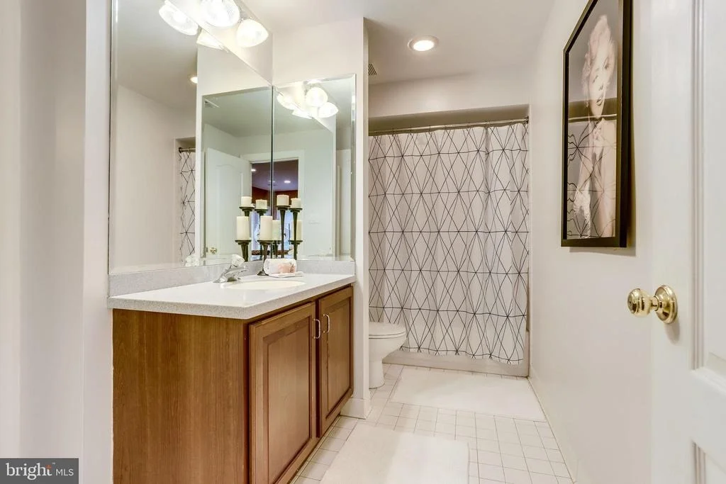 Photo of 12014 CREEKBEND DRIVE