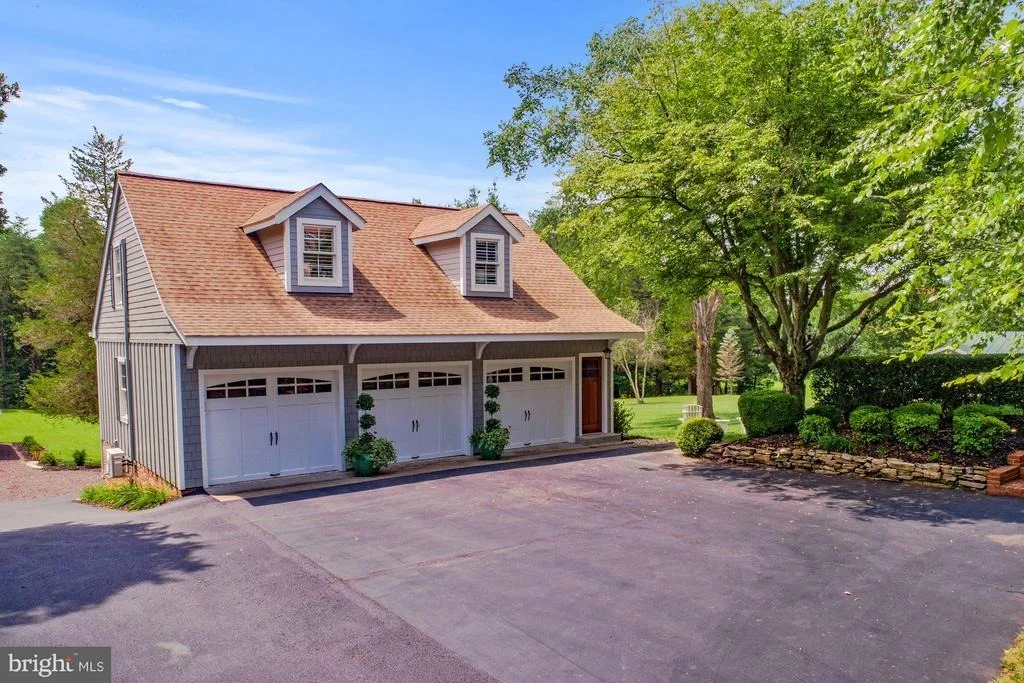 Photo of 7510 CLIFTON ROAD