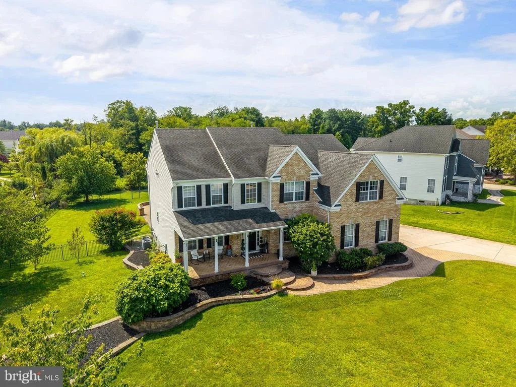 Photo of 10 TARA DRIVE