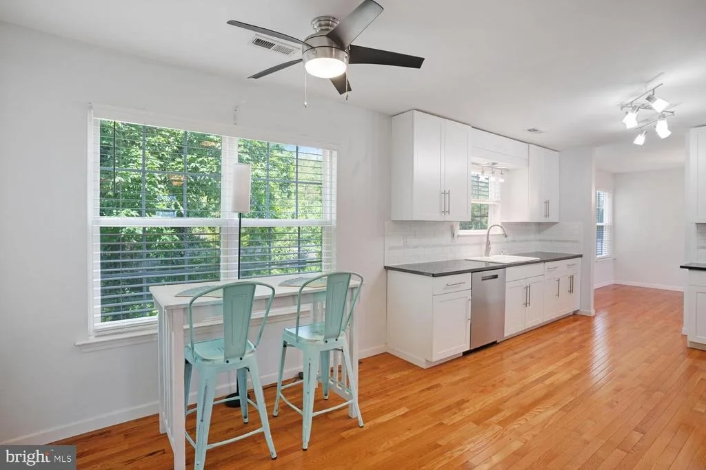 Photo of 20 OCEAN BOULEVARD