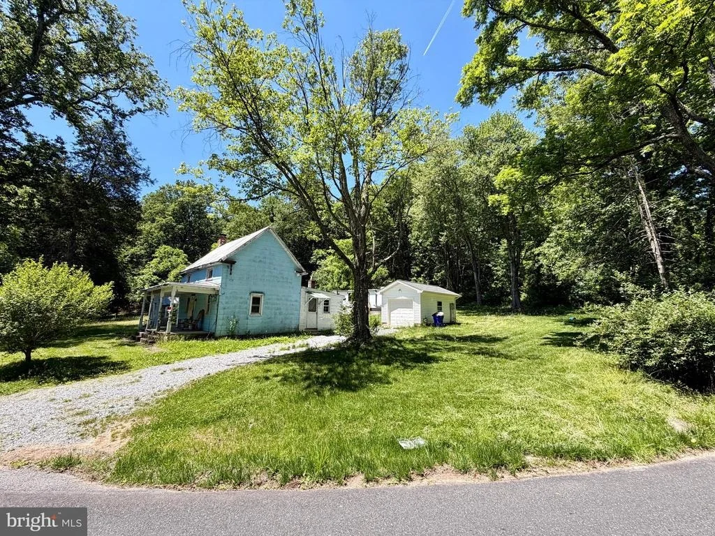 Photo of 10121 PUTMAN ROAD