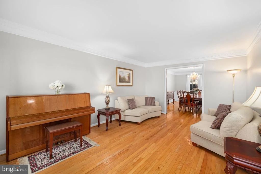 Photo of 9451 LAPSTRAKE LANE