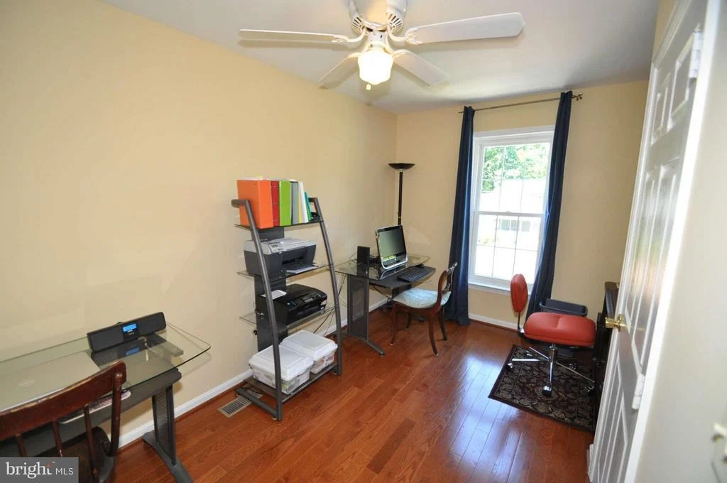 Photo of 4732 OAK ROAD