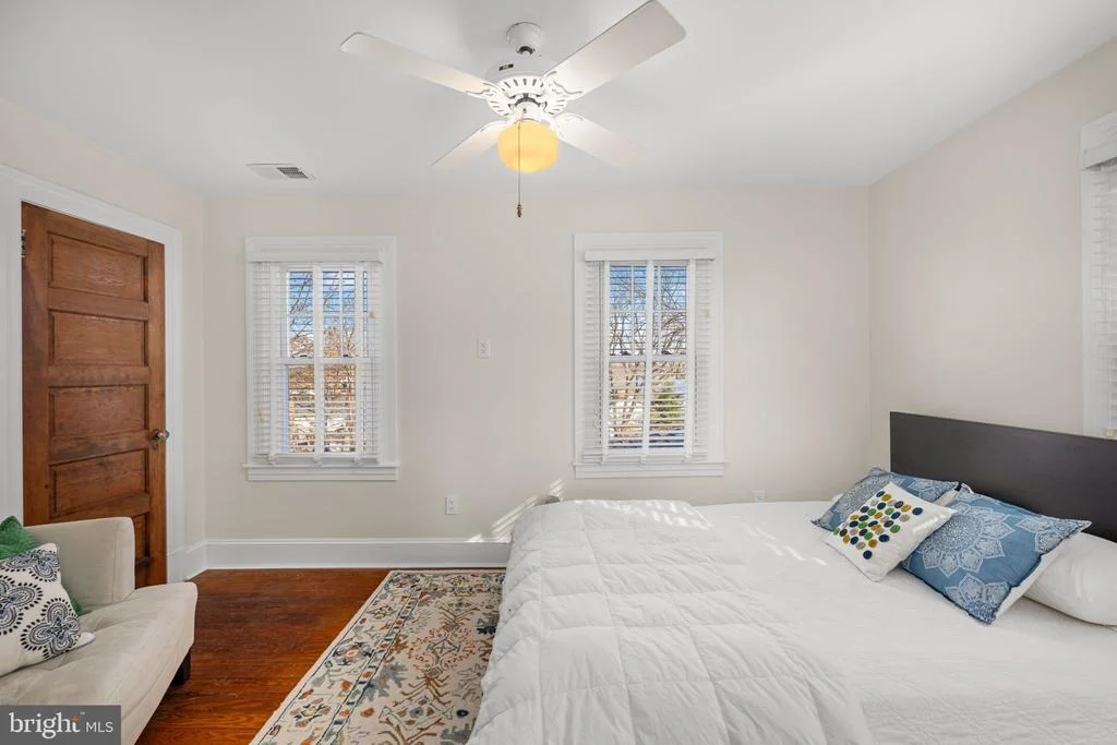 Photo of 1138 MAYO ROAD