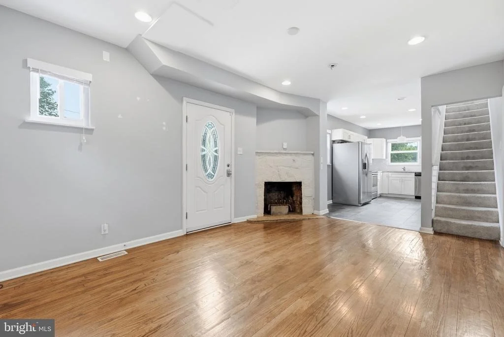 Photo of 6515 GATEWAY BOULEVARD